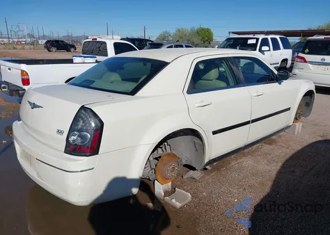 2006 Chrysler 300 Touring из США, поврежденный, VIN 2C3LA53G56H167544